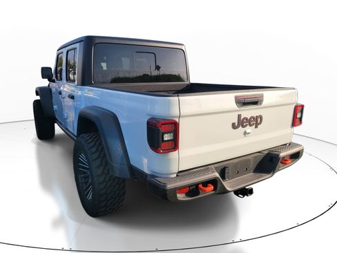 Used 2024 Jeep Gladiator Mojave AWD/4WD image 6