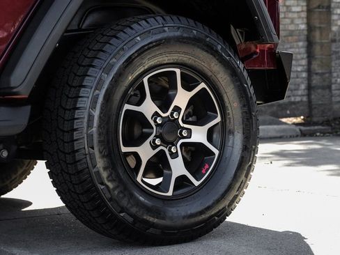 Used 2021 Jeep Wrangler Unlimited Rubicon image 69