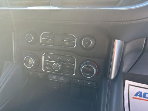 Used 2024 Chevrolet Tahoe LT AWD/4WD image 14