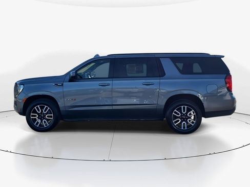 Used 2021 GMC Yukon XL AT4 image 9