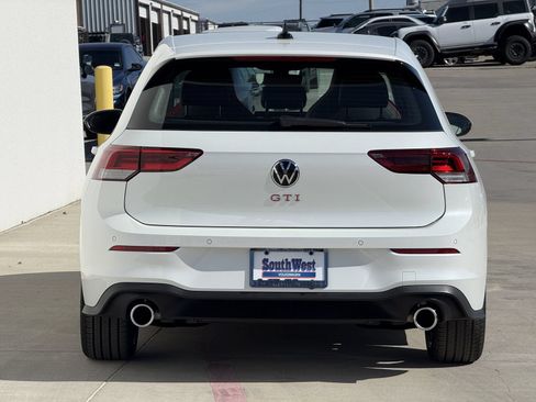 New 2026 Volkswagen GTI SE FWD image 5