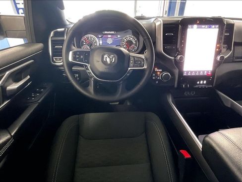 Used 2025 RAM 1500 Big Horn AWD/4WD image 17