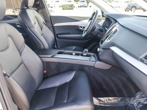 Used 2023 Volvo XC90 B5 Core w/ Climate Package AWD/4WD image 18