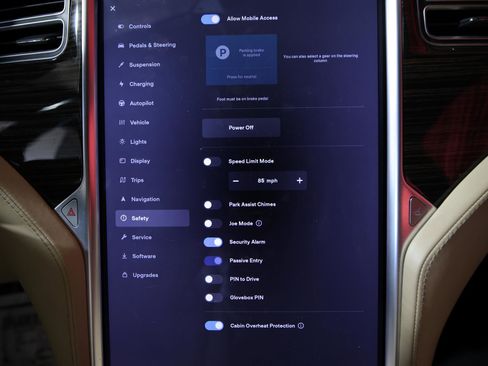 Used 2016 Tesla Model S P90D image 20