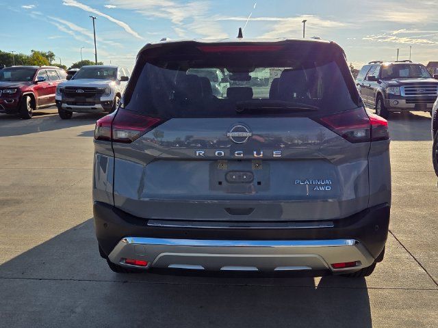 Used 2022 Nissan Rogue Platinum w/ Head-Up Display Package AWD/4WD image 2