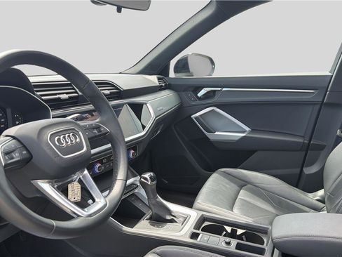 Used 2025 Audi Q3 2.0T Premium AWD/4WD image 16