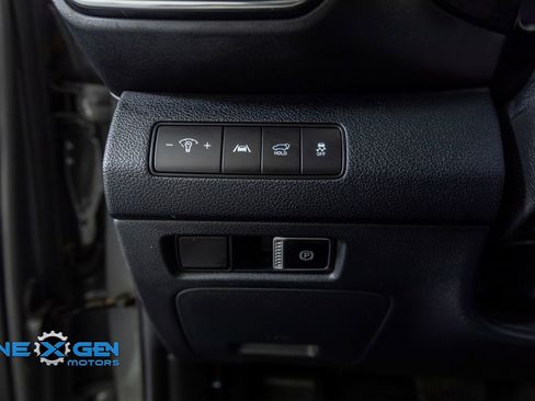 Used 2022 Hyundai Santa Fe SEL w/ Convenience Package FWD image 13