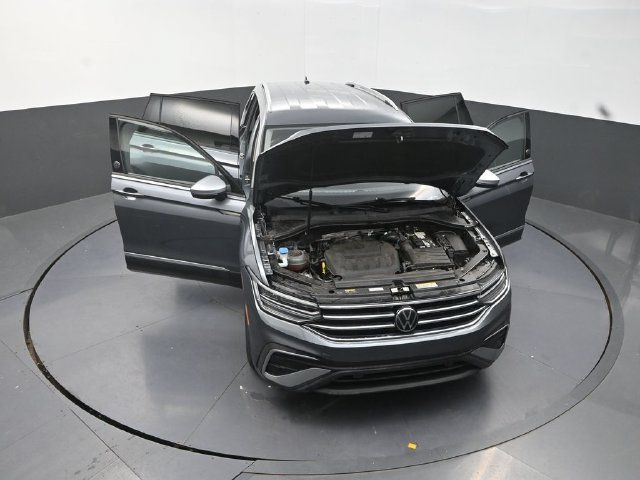 Used 2024 Volkswagen Tiguan Wolfsburg Edition FWD image 40