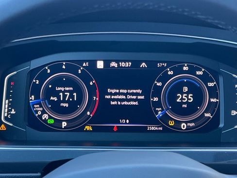 Certified 2022 Volkswagen Tiguan SEL R-Line image 25