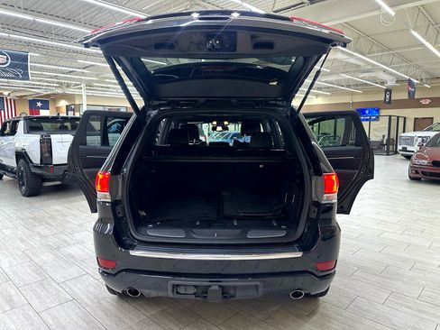 Used 2015 Jeep Grand Cherokee Overland image 10