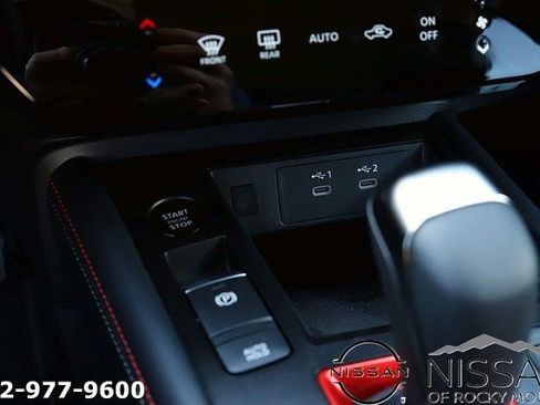 New 2025 Nissan Kicks SR AWD/4WD image 18