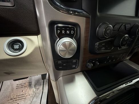 Used 2017 RAM 1500 Laramie w/ Convenience Group image 15