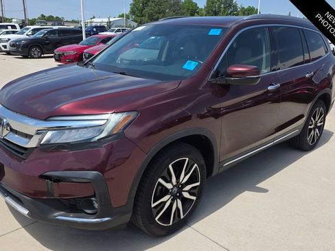Used 2020 Honda Pilot Touring image 1
