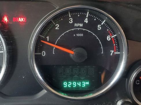 Used 2016 Jeep Wrangler Sport image 10