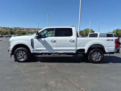 Certified 2025 Ford F250 Lariat AWD/4WD image 9