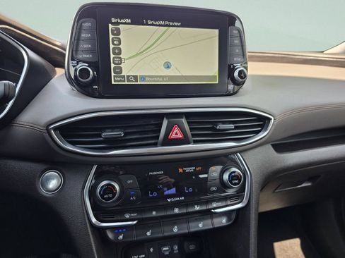 Used 2019 Hyundai Santa Fe AWD image 5
