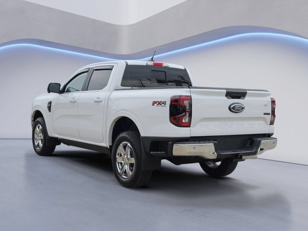 Used 2025 Ford Ranger Lariat w/ FX4 Off-Road Package AWD/4WD image 4