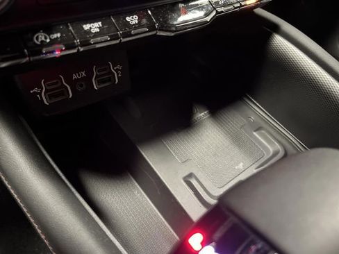 Used 2024 Dodge Durango GT image 25