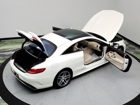 Used 2015 Mercedes-Benz S 550 4MATIC Coupe image 39