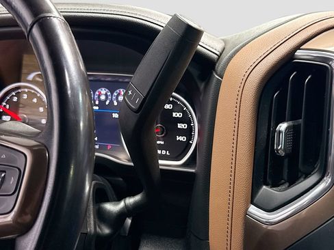 Used 2020 Chevrolet Silverado 1500 High Country AWD/4WD image 17