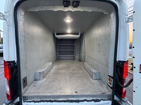 Used 2020 Ford Transit 150 Medium Roof AWD image 39