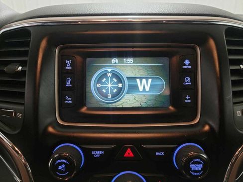 Used 2017 Jeep Grand Cherokee Limited image 40