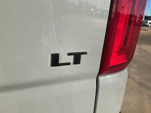 Used 2024 Chevrolet Silverado 1500 LT Trail Boss w/ Convenience Package II image 31