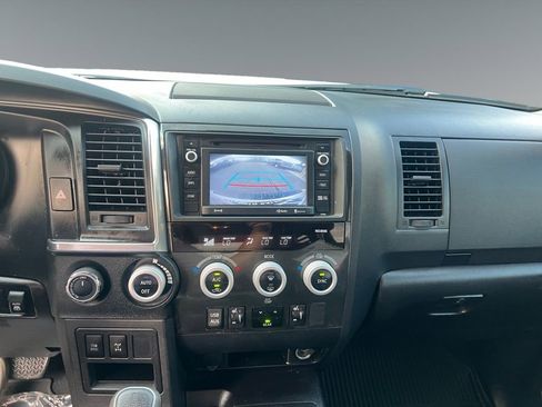 Used 2019 Toyota Sequoia TRD Sport image 11