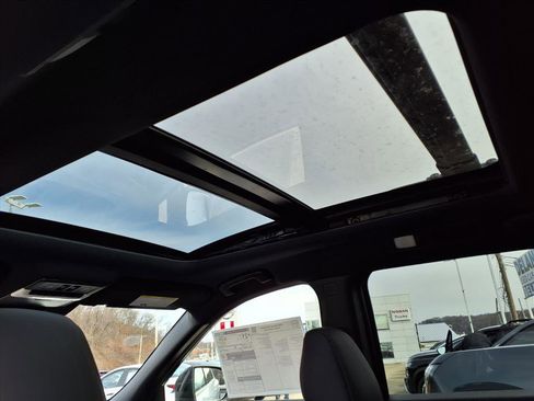 New 2026 Nissan Pathfinder Rock Creek image 7