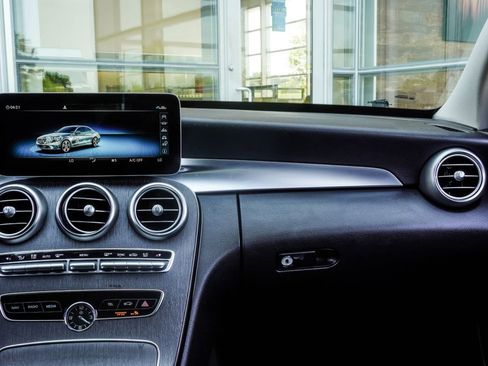 Used 2020 Mercedes-Benz C 300 Sedan image 16