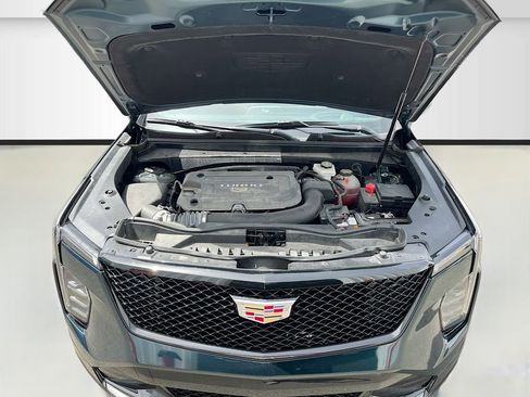 Used 2024 Cadillac XT4 Sport AWD/4WD image 33