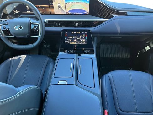 Certified 2026 INFINITI QX80 4WD w/ Sport Exterior Package image 14