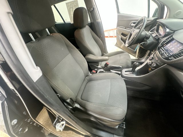 Used 2021 Chevrolet Trax LS w/ Tint and Cruise Package FWD image 26