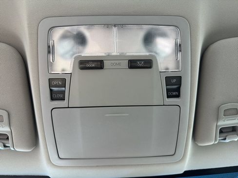 Used 2014 Toyota Avalon XLE Premium FWD image 24