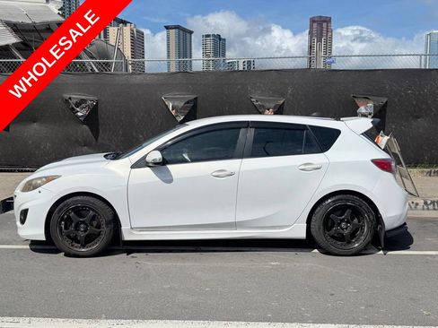 Used 2012 MAZDA MAZDA3 Touring FWD image 2