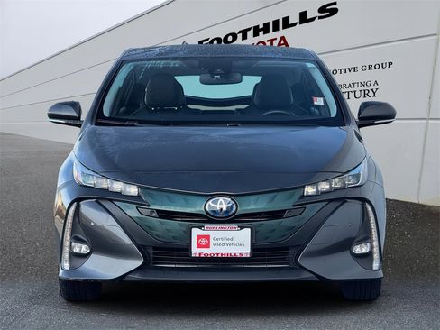 Certified 2017 Toyota Prius Prime Advanced image 2