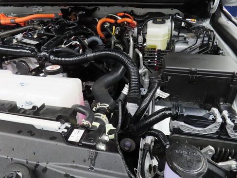 Used 2024 Toyota Land Cruiser image 27