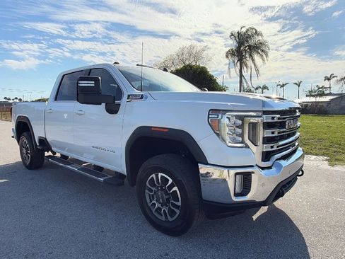 Used 2021 GMC Sierra 2500 SLE w/ SLE Value Package; image 7