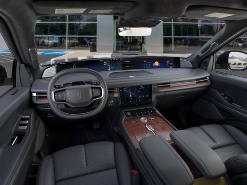 New 2026 Lincoln Navigator L Black Label AWD/4WD image 9