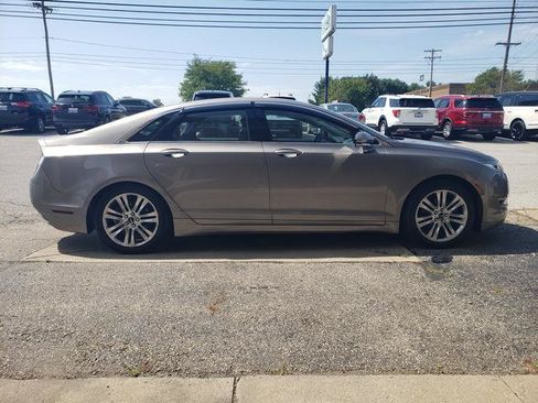 Used 2015 Lincoln MKZ FWD image 6