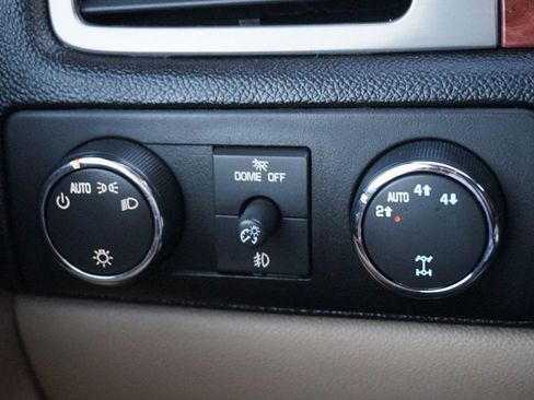 Used 2008 Chevrolet Tahoe LTZ w/ LTZ Preferred Equipment Group image 26