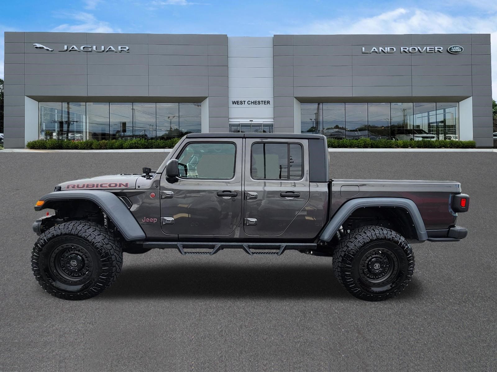 Used 2021 Jeep Gladiator Rubicon AWD/4WD image 5