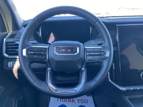 Used 2025 GMC Acadia Elevation image 40