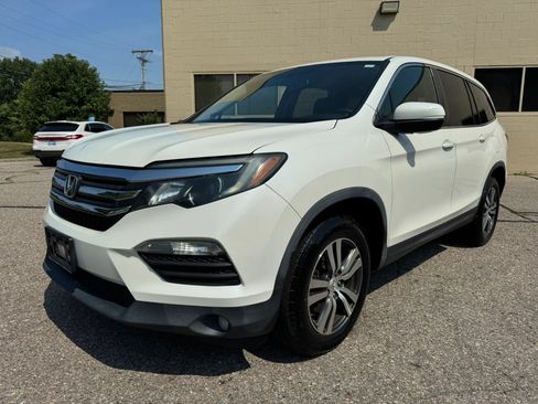 Used 2017 Honda Pilot EX-L image 3