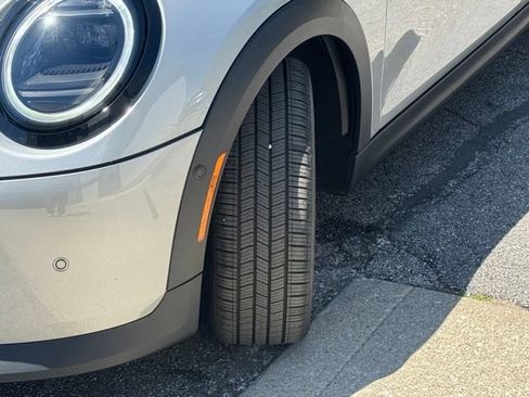 New 2026 MINI Cooper 4-Door Hardtop FWD image 12