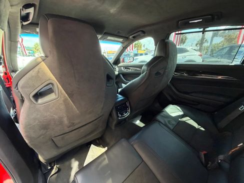 Used 2019 Cadillac CTS V w/ Carbon Fiber Package RWD image 17