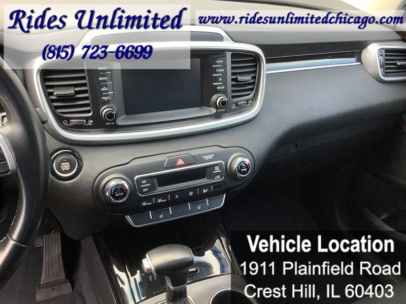 Used 2020 Kia Sorento EX AWD/4WD image 17