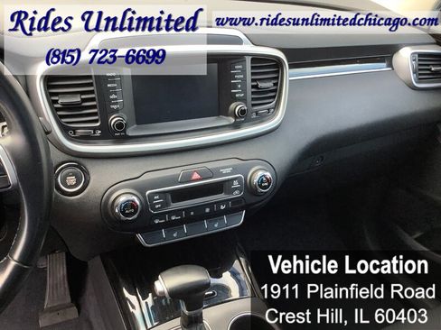 Used 2020 Kia Sorento EX AWD/4WD image 17