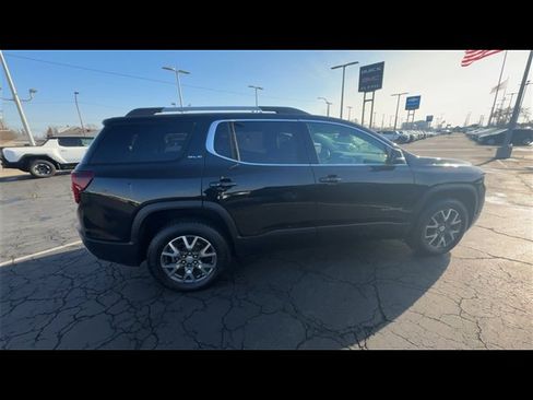 Used 2020 GMC Acadia SLE w/ Driver Convenience Package image 9