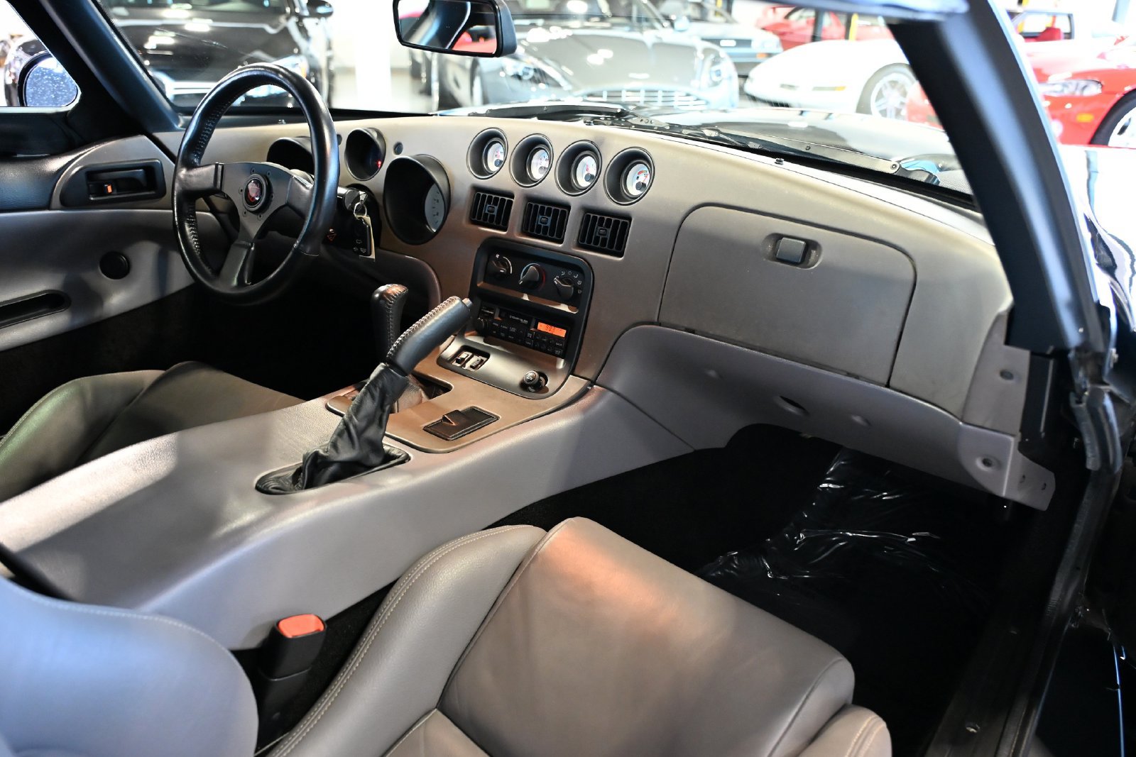 Used 1994 Dodge Viper RT/10 RWD image 34